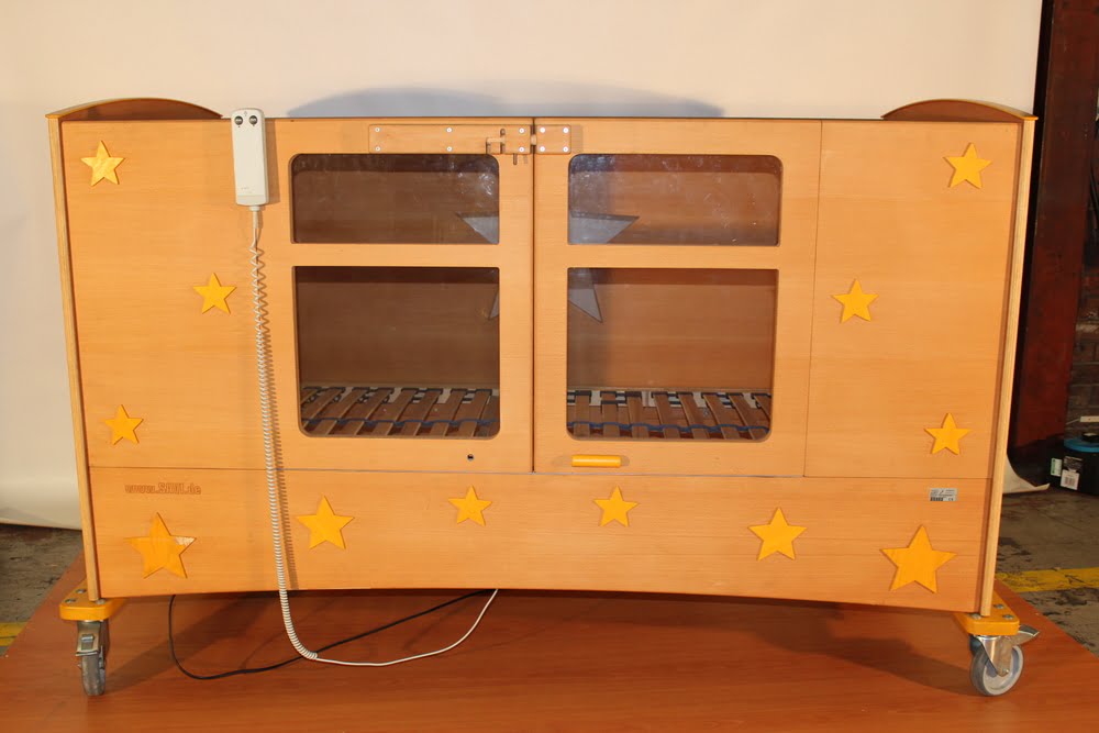 Clearance: Savi Starlight Special Needs Cot